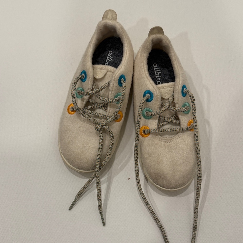 Allbirds Beige Wool toddler Sneakers with Vibrant Eyelets
